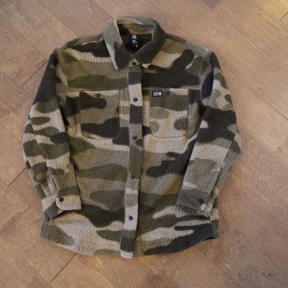 Mountain Hardwear‎ Women's HICAMP Shacket In Camo Sherpa Fleece Snap Sz S - Picture 8 of 10